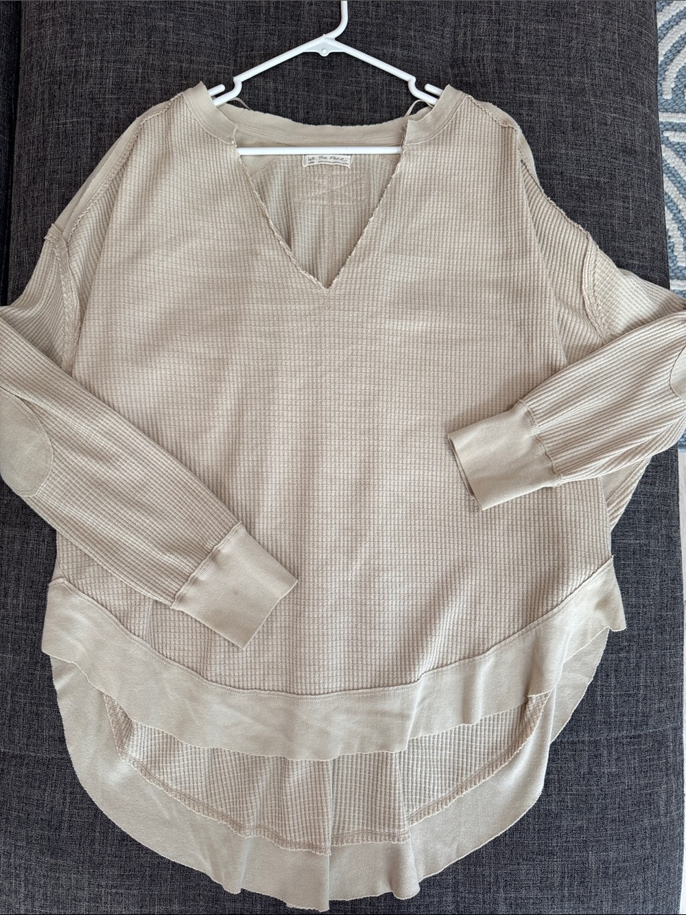 Free People We The Free Owen Thermal Knit Top Large Oversized Waffle Saw Hem - Picture 4 of 8